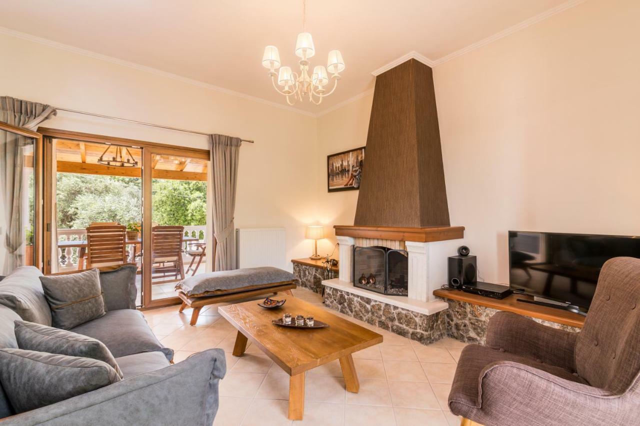 Villa Kortilles Pyrgi  Екстериор снимка